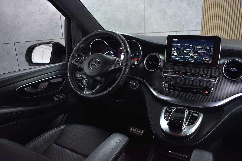 Mercedes-Benz Třídy V V 300d 4MATIC*AMG*TAŽNÉ*DPH* - fotka 8 z 39