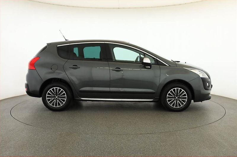 Peugeot 3008 (2012) 1.6 THP, za dobrou cenu - fotka 6 z 16