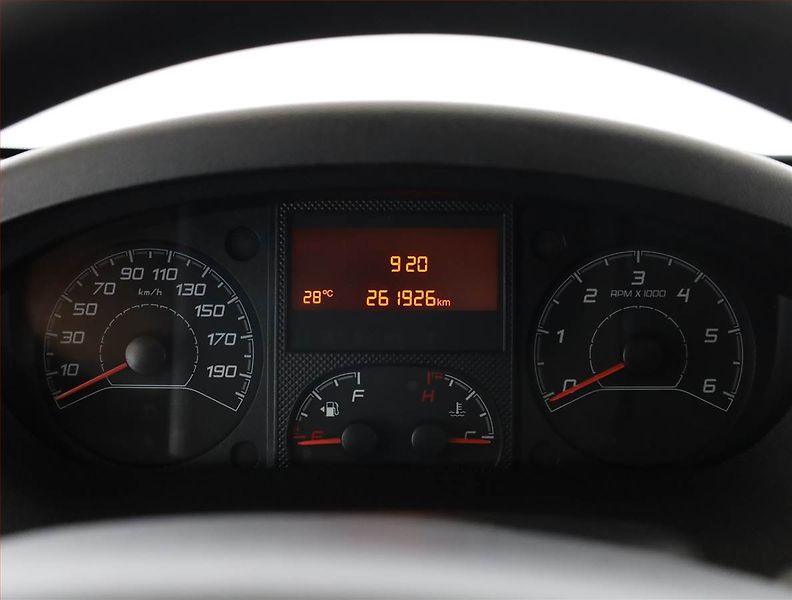 Peugeot Boxer (2017) 2.0 BlueHDi, Bus, 9Míst, DPH - fotka 8 z 17