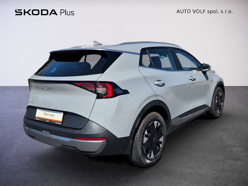 Kia Sportage (2025) Exclusive  1.6 T-GDI 110 kW 6° - fotka 2 z 36