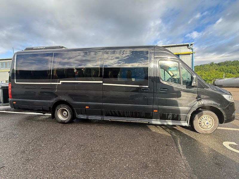 Mercedes-Benz (2019) 519CDI XXL / 3.0 V6 / 24+1   - fotka 4 z 16