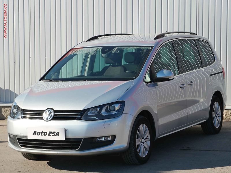 Volkswagen Sharan (2018) 2.0 TDi, Comfortline, DSG - fotka 3 z 28