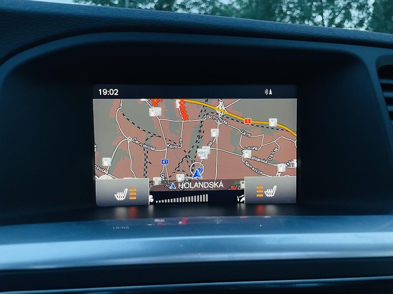 Volvo V60 2.4D4 5V AUTOMAT KAMERA TAŽNÉ - fotka 39 z 46