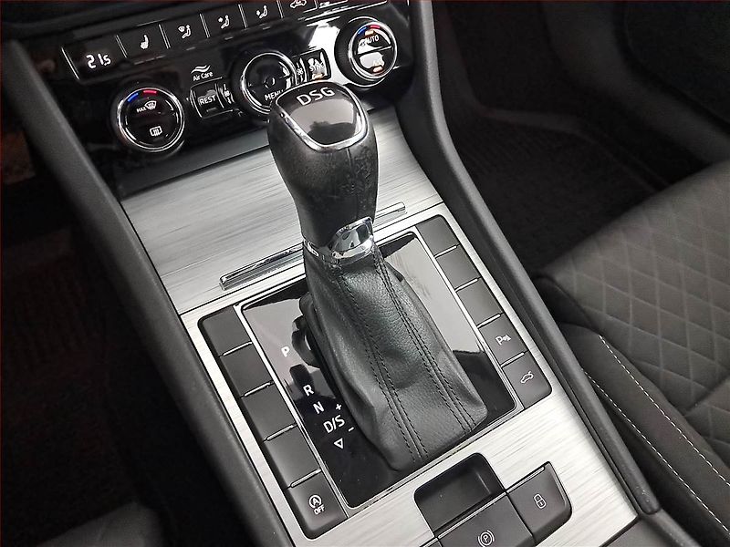 Škoda Superb (2021) 2.0 TDI, Automat, ČR,1.maj - fotka 13 z 25