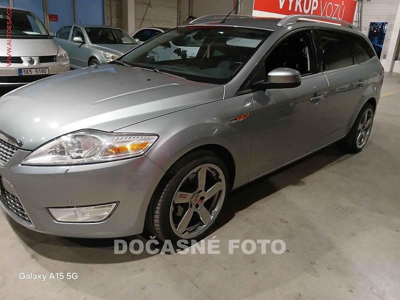 Ford Mondeo (2010) 2.0, 2.maj,ČR, xenon, autoAC - fotka 1 z 3