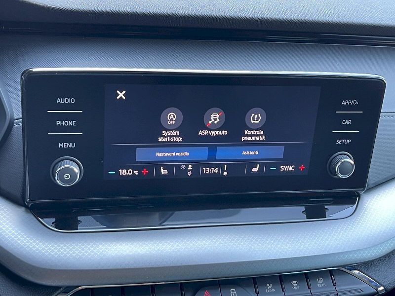 Škoda Octavia (2024) 2.0 TDI 85kW Ambition Plus com - fotka 18 z 34