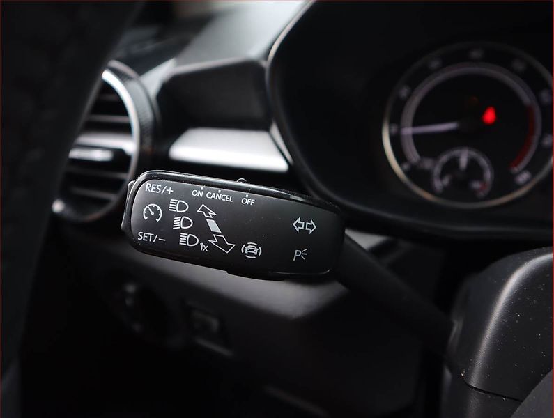 Škoda Fabia (2023) 1.0 TSI, Tempomat - fotka 15 z 17