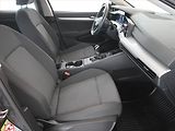 Volkswagen Golf (2020) Life 1.0 TSI, Serv.kniha - náhled 9