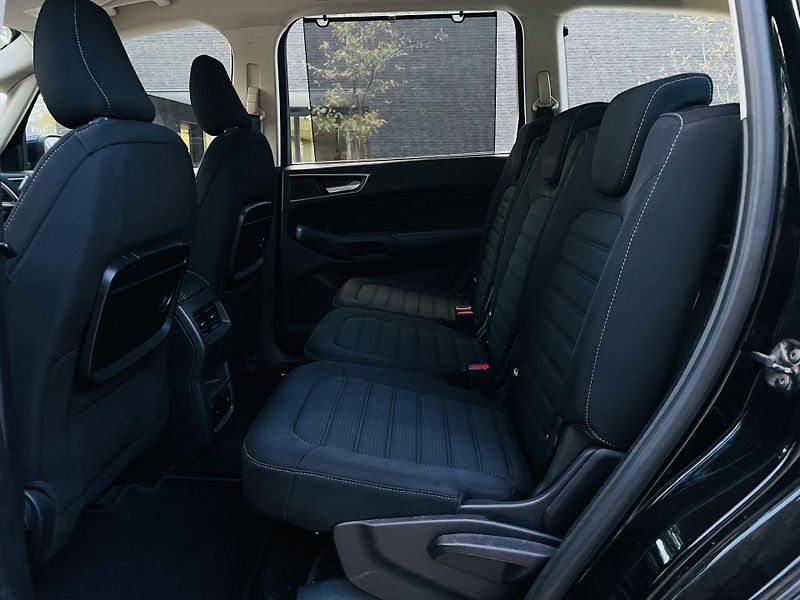 Ford Galaxy 2.0TDCi MANUÁL 7MÍST SENZORY - fotka 31 z 46