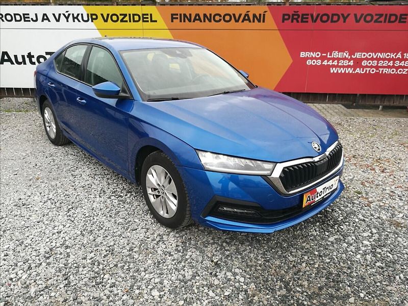 Škoda Octavia 2,0 TDI DSG - fotka 2 z 22