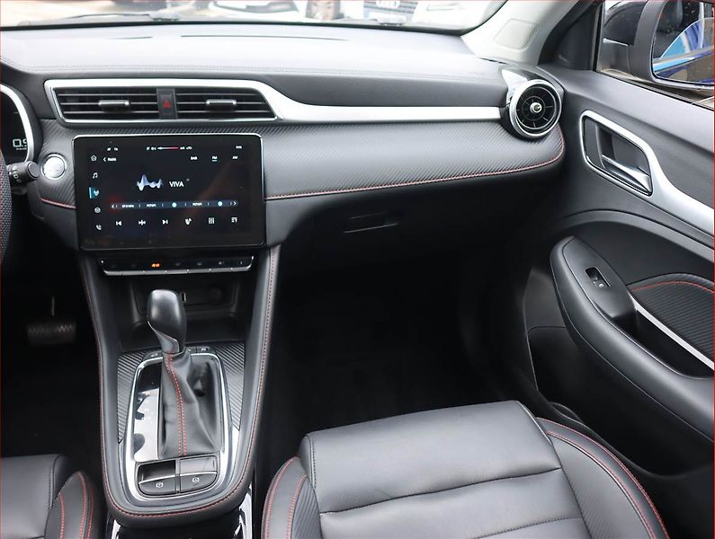 MG ZS (2024) Exclusive 1.0 Turbo, Automat - fotka 8 z 19