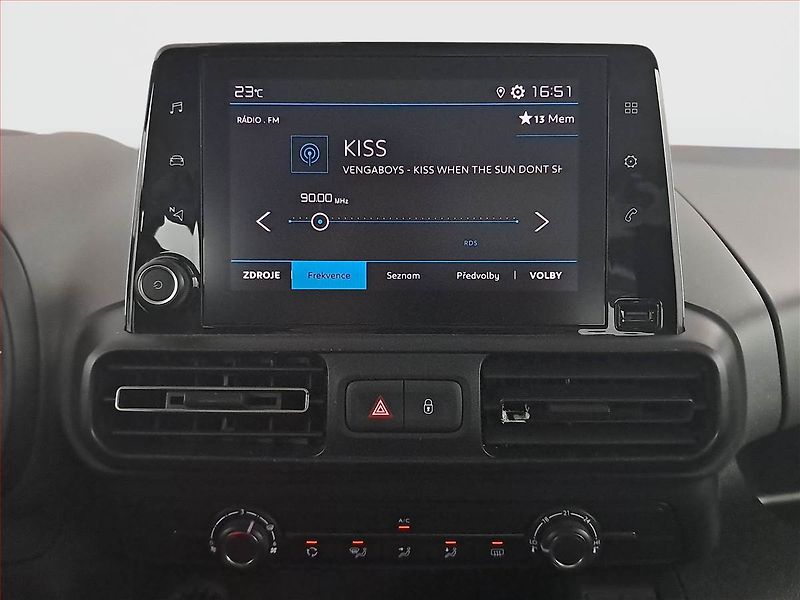 Citroën Berlingo (2022) Feel 1.5 BlueHDi, 5Míst, 818kg - fotka 12 z 19