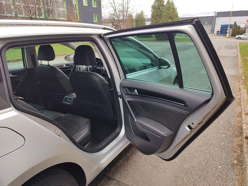 Volkswagen Golf 1,6 TDI Bluemotion /CEBIA - fotka 17 z 29