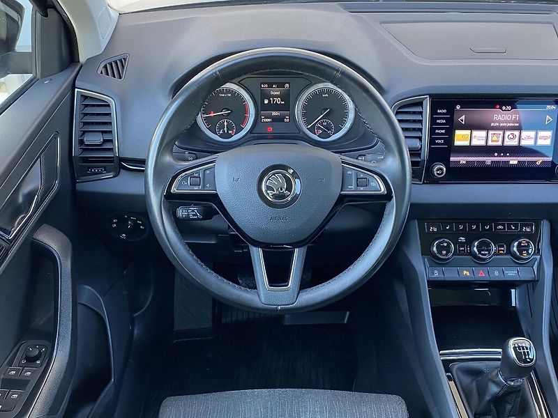Škoda Karoq 1,5 TSI 110 kW Style - fotka 8 z 28
