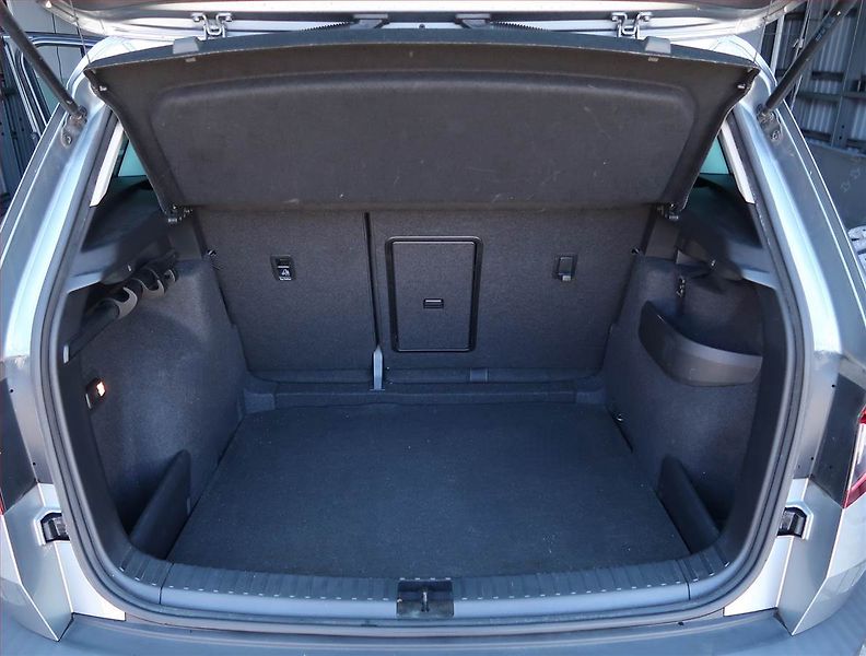 Škoda Karoq (2018) Style Plus 1.6 TDI - fotka 13 z 17