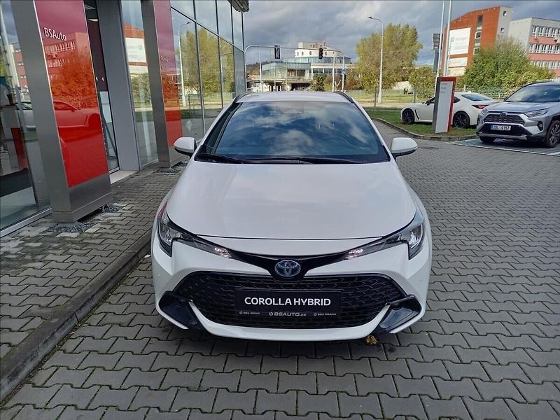 Toyota Corolla 1.8 Comfort - fotka 2 z 16