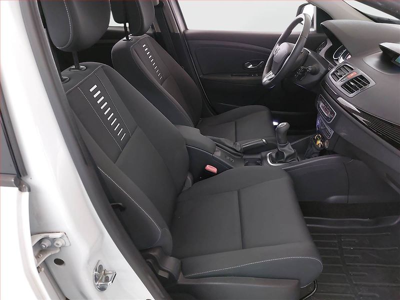 Renault Mégane (2011) 1.6 16V, LPG, Tempomat - fotka 7 z 14