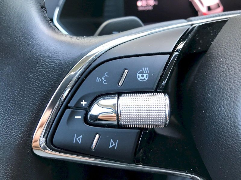 Škoda Superb (2022) COM IV L K TS 1.4 A6F - fotka 19 z 29