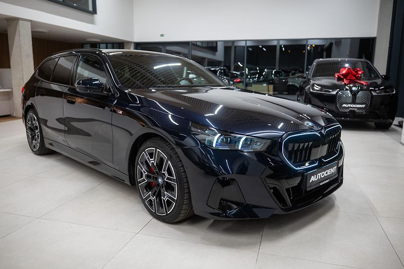 BMW Řada 5 (2025) 540xd M-SPORT NEZÁVISLÉ PANO  - fotka 16 z 54