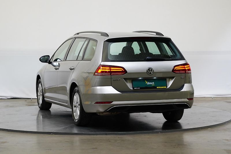 Volkswagen Golf - fotka 7 z 24
