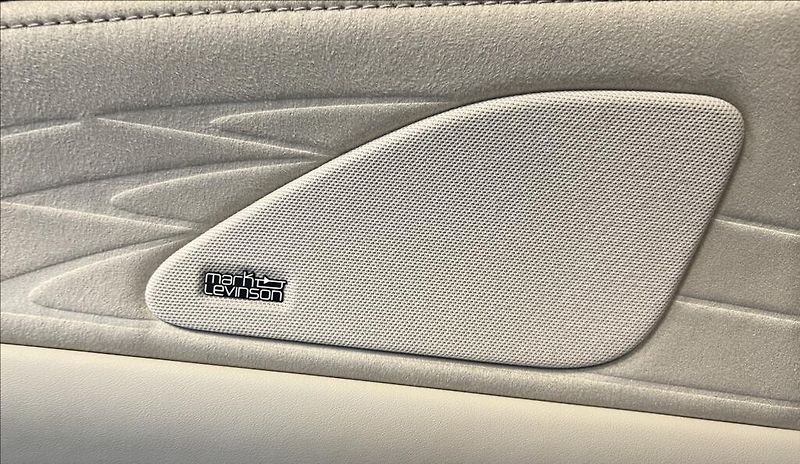 Lexus RX 450h plus 450H+ 2,5 PHEV LUXURY PANORAMI - fotka 18 z 22
