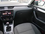 Škoda Octavia (2019) Style 2.0 TDI, Serv.kniha - náhled 8