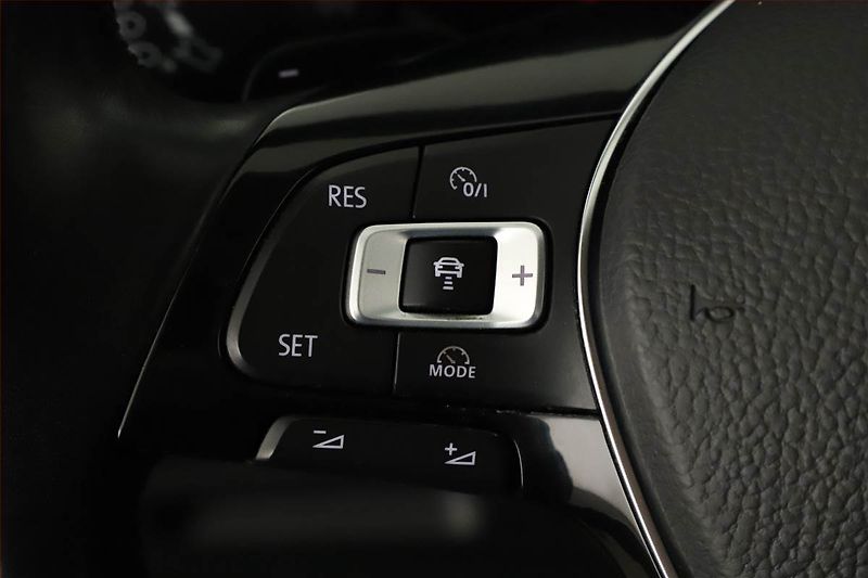 Volkswagen Touran (2018) 1.4 TSI, Automat, Tempomat - fotka 18 z 20