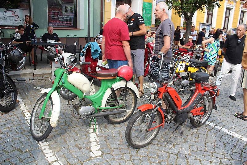 Naleštěné poklady z dob dávno minulých přišly do Veselí obdivovat stovky návštěvníků.