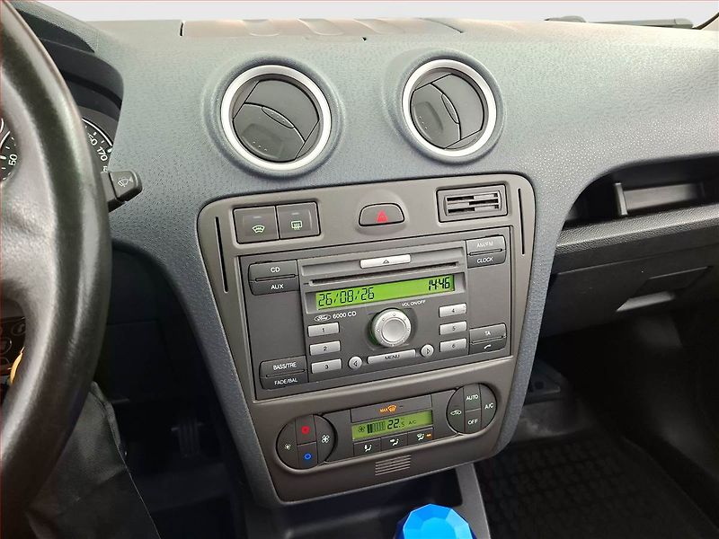 Ford Fusion (2009) 1.4, nová STK, Klima - fotka 12 z 13