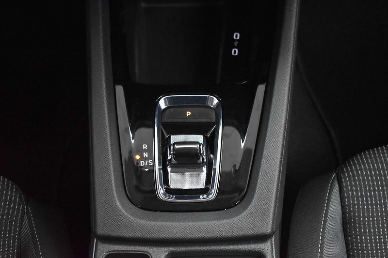 Škoda Octavia 2.0TDI 110kW REZERVACE - fotka 20 z 39