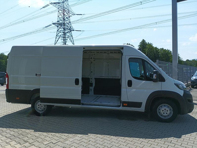 Peugeot Boxer (2020) 4350 L4H2 2.2HDi 140k MAN6 - fotka 10 z 18