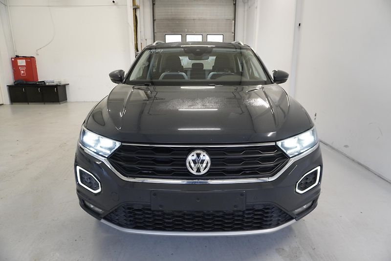 Volkswagen T-Roc 2.0 TDI  4MOTION DSG - fotka 17 z 27