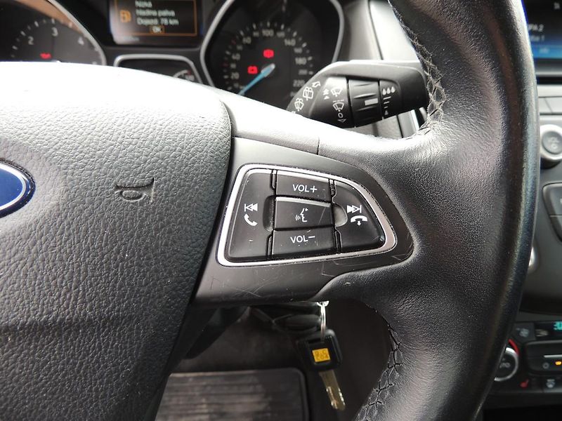 Ford Focus (2017) 1.5TDCi,70kw,výbava,ČR,1maj. - fotka 21 z 43