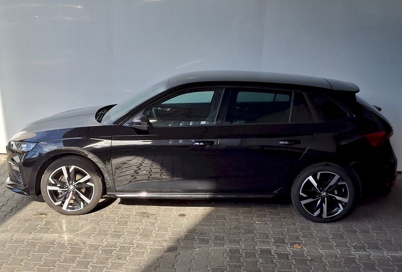 Škoda Scala (2025) MONTE CARLO TS 110/1.5 M6F - fotka 3 z 30