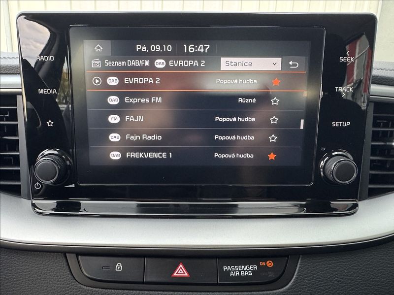 Kia Ceed 1,6 CRDi SW FRESH DPH 1.maj ČR - fotka 39 z 50
