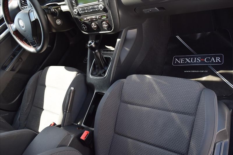 Volkswagen Jetta 1,9 TDI 77KW NOVÁ STK ALU - fotka 22 z 43