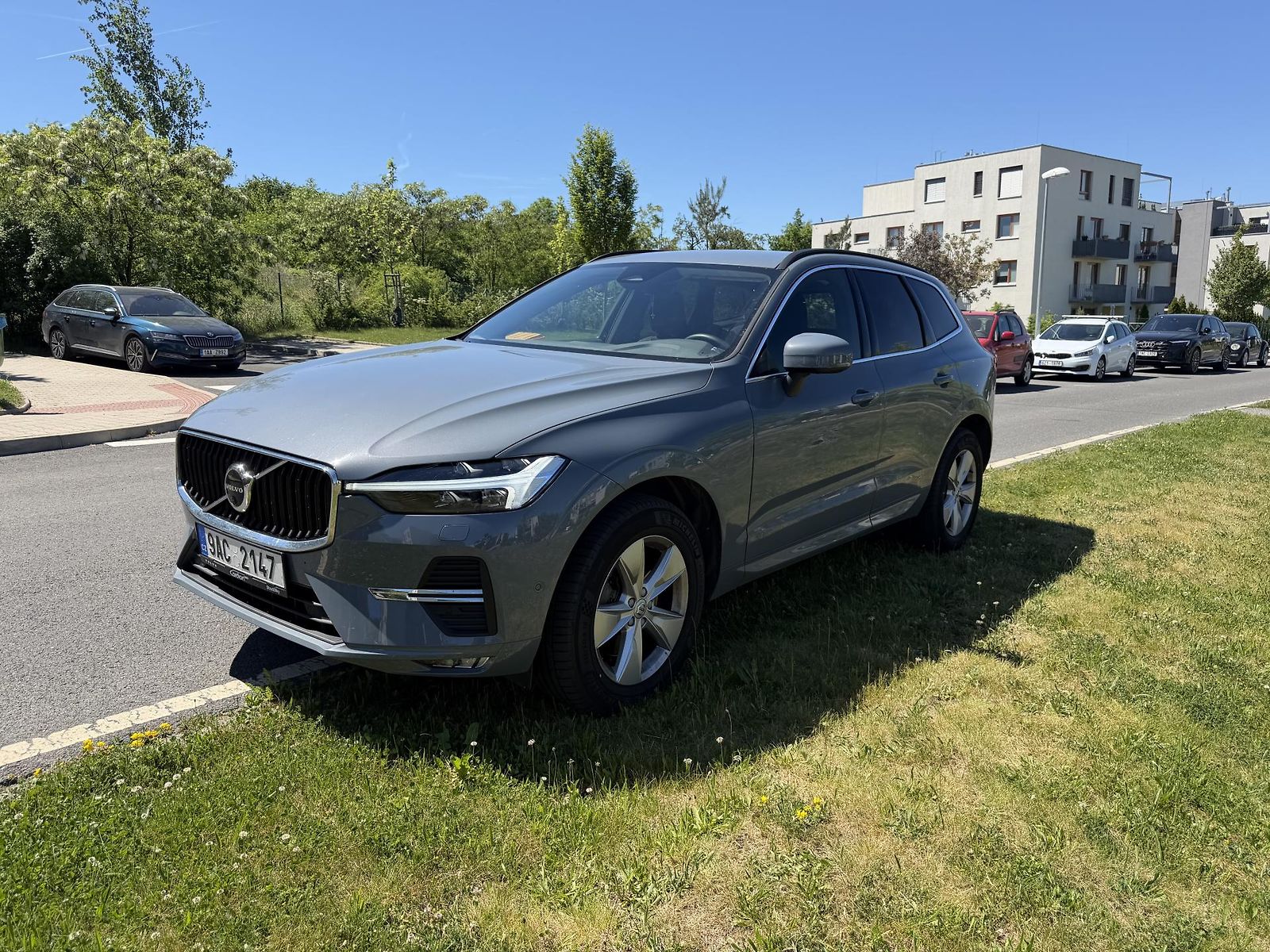 Volvo XC60 IIB4FWD AUT mild hybrid moment