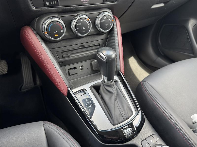 Mazda CX-3 2,0 SKY-G150 Sports-Line 4x4 A - fotka 23 z 31