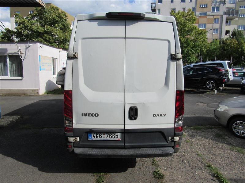 Iveco Daily 2,3 L4H4 115kW Maxi  35S16 - fotka 5 z 32