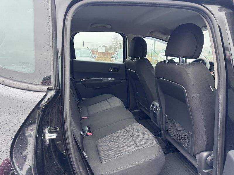 Peugeot 3008 1.6 VTi, 88 kW - fotka 16 z 20