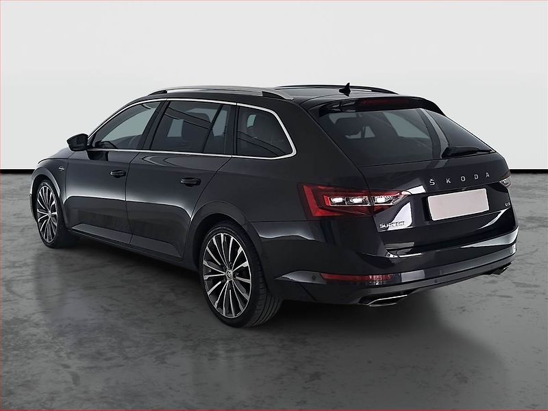 Škoda Superb (2018) Laurin&Klement 2.0 TSI - fotka 4 z 22