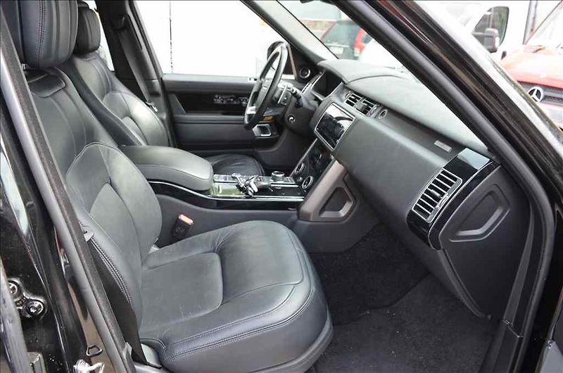 Land Rover Range Rover (2021) 3,0 D350 AUTOBIOGRAPHY - fotka 24 z 26