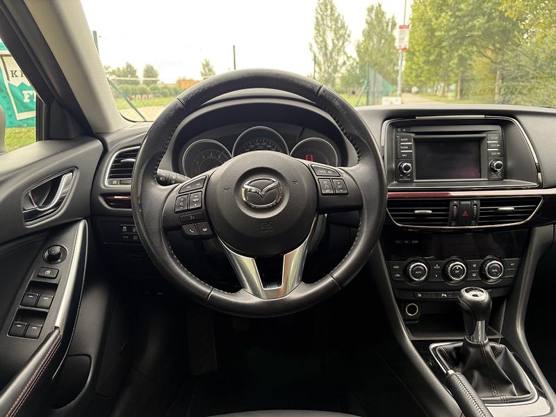 Mazda 6 2.0 Sports-Line - fotka 25 z 33
