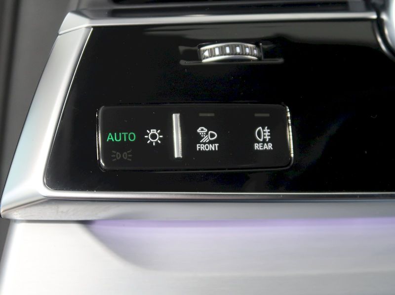 Audi Q7 (2025) S-LINE 50TDI 210KW QUATTRO 7MÍ - fotka 37 z 46