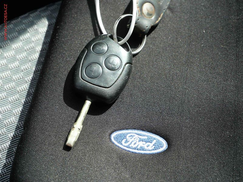 Ford Fusion (2004) 1.6i, AC, TZ - fotka 14 z 14