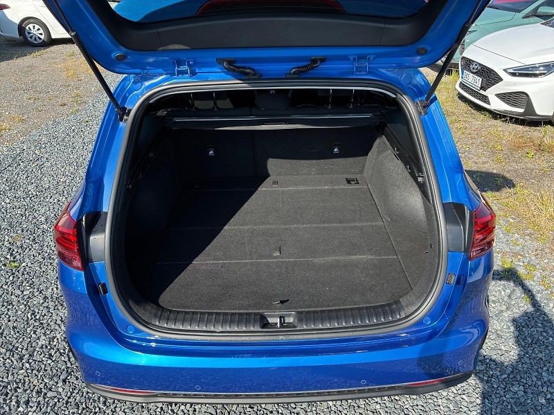 Kia Ceed (2023) TOP 1.5T-GDI 118kW CZ DPH - fotka 6 z 11