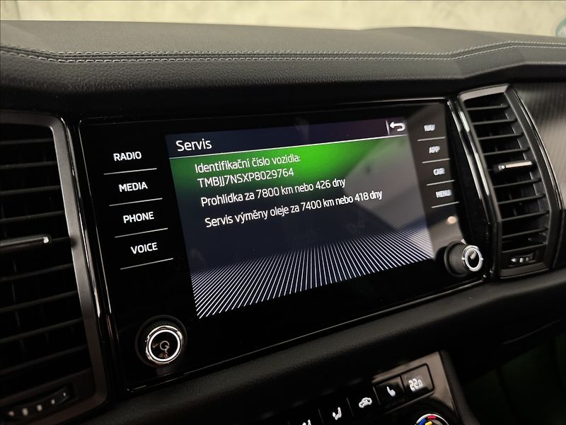Škoda Kodiaq 2,0 TDi  DSG Sportline Virtual - fotka 32 z 47