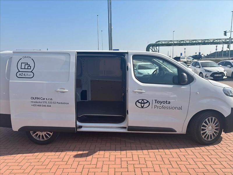 Toyota ProAce 2,2   PANEL VAN L2 - fotka 5 z 7