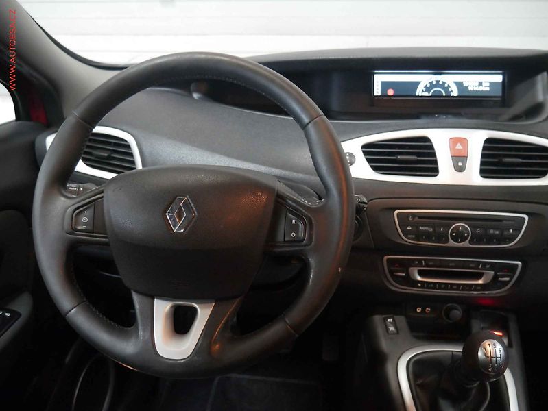 Renault Scénic (2010) 1.4, Tempomat - fotka 11 z 18