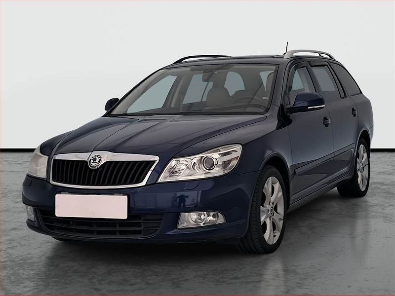 Škoda Octavia (2013) 2.0 TDI, Automat, Navi, Xenony - fotka 2 z 18